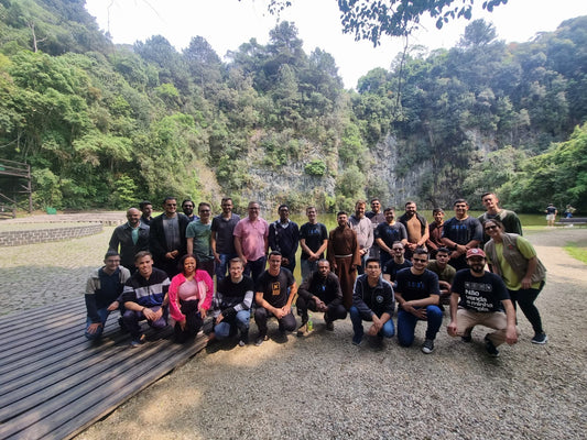 Alunos da Faculdade Vicentina Realizam Visita Técnica ao Bosque Zaninelli